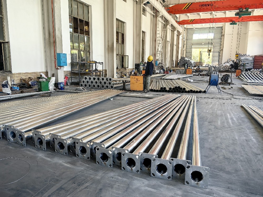 produce street lamp poles
